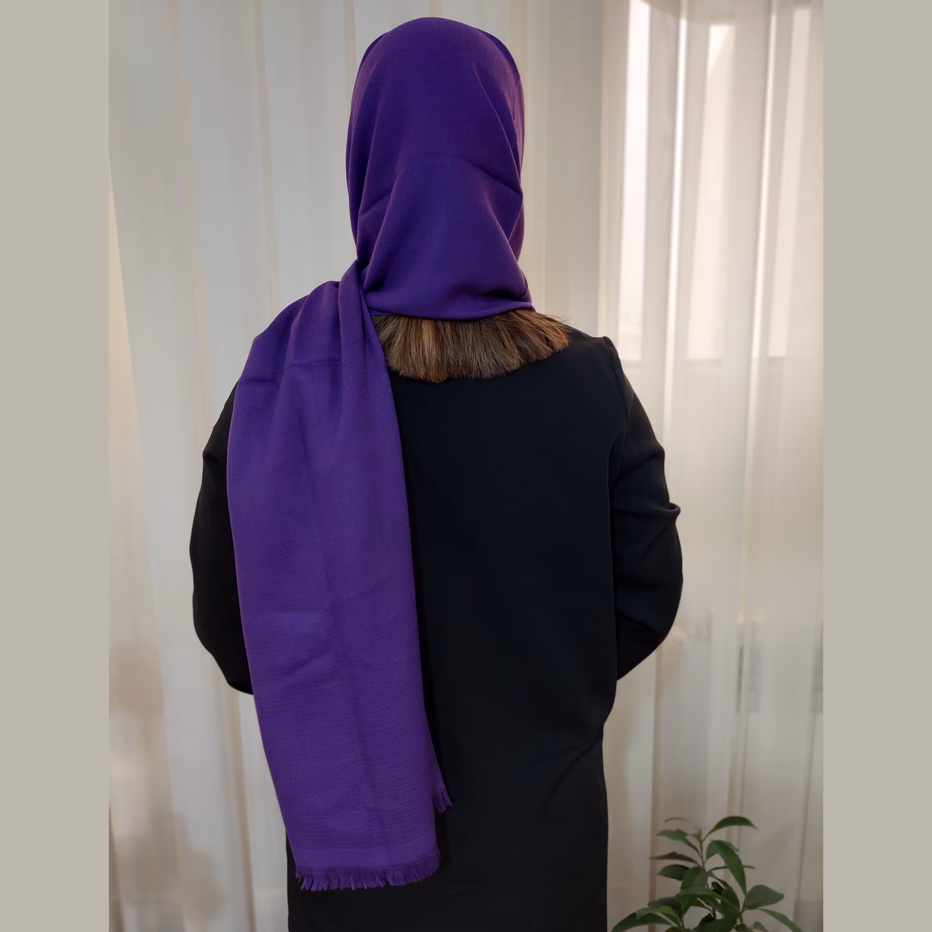 شال بنفش تک رنگ