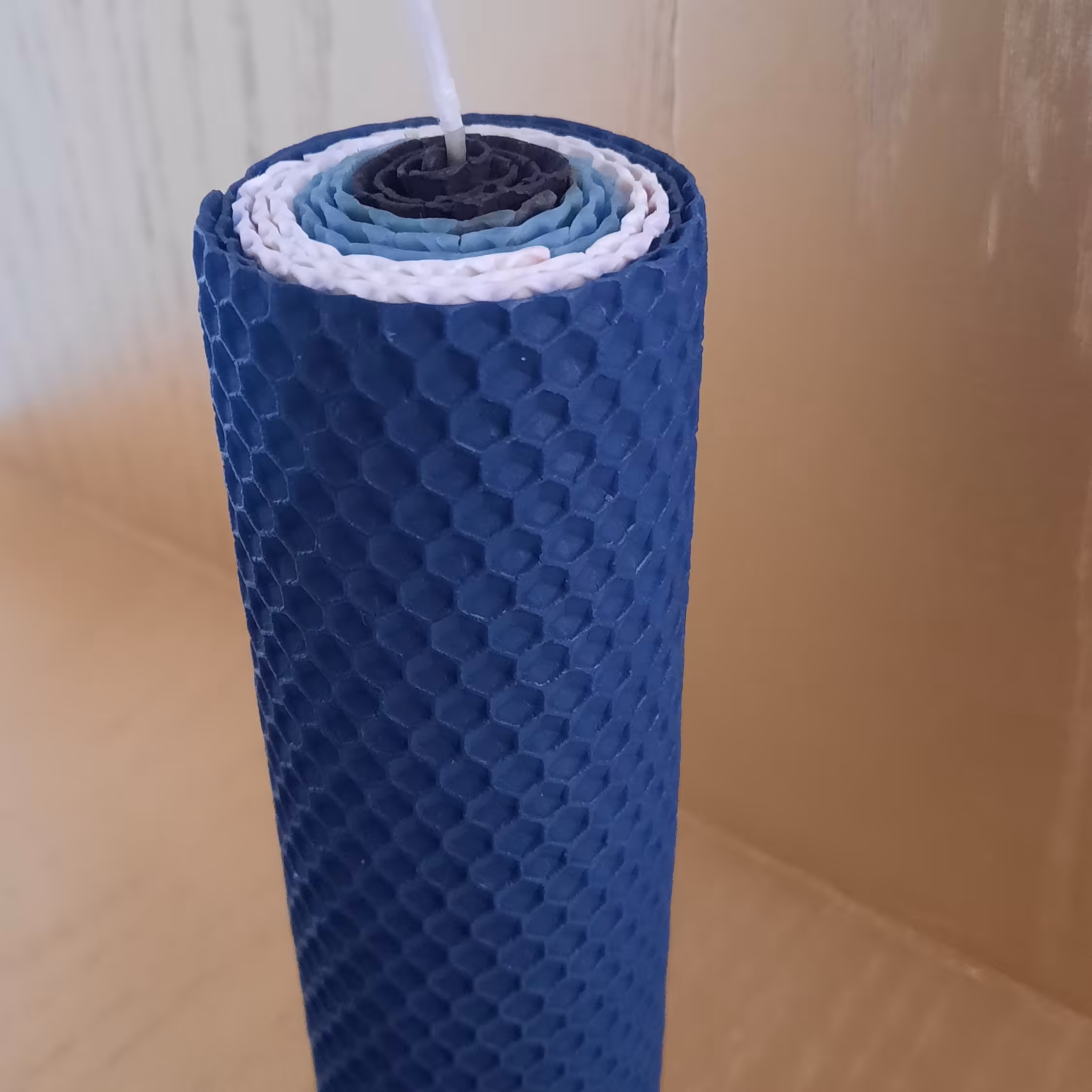 شمع دست ساز  ارگانیک . 