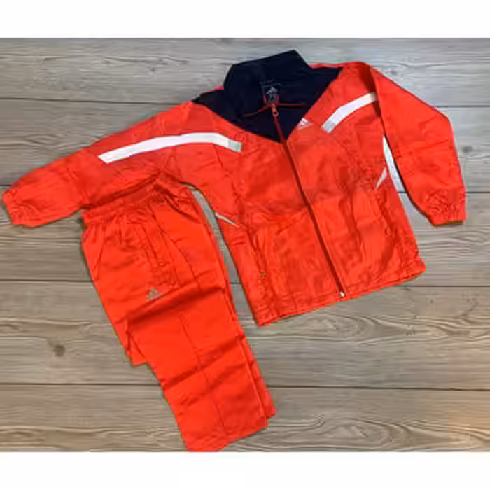 گرمکن و شلوار بچگانه تاسلونی قرمز ، ادیداس