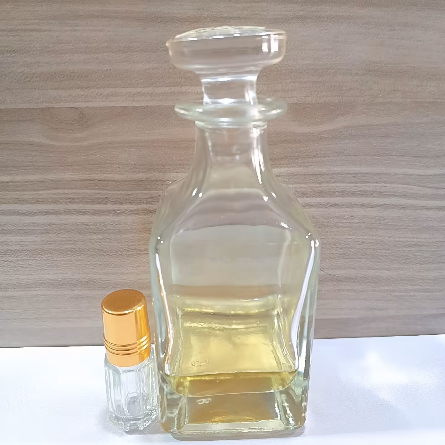 عطر لالیک 3گرمی