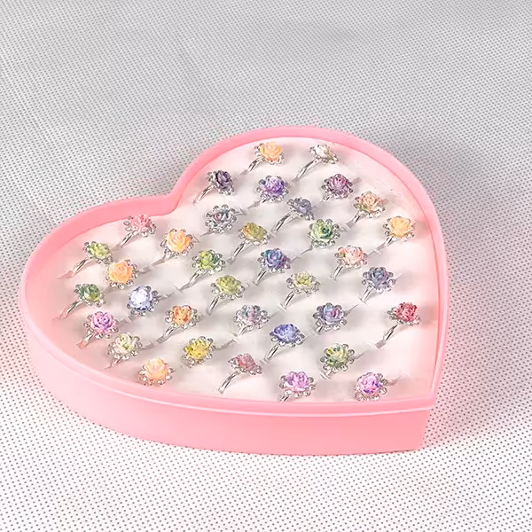 انگشتر قلبی گل رز