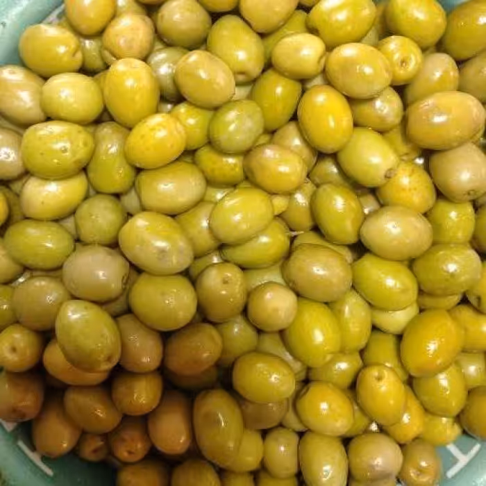 زیتون کنسروی ممتاز(سایز متوسط) امساله  1403(پس کرایه)