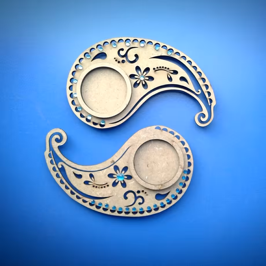  جا شمعی طرح ترنج  نگین دار ( یک جفت)