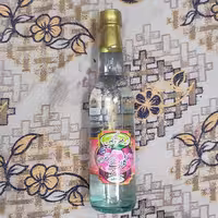 گلاب 1 لیتری درجه یک با عصاره روی خود گلاب 