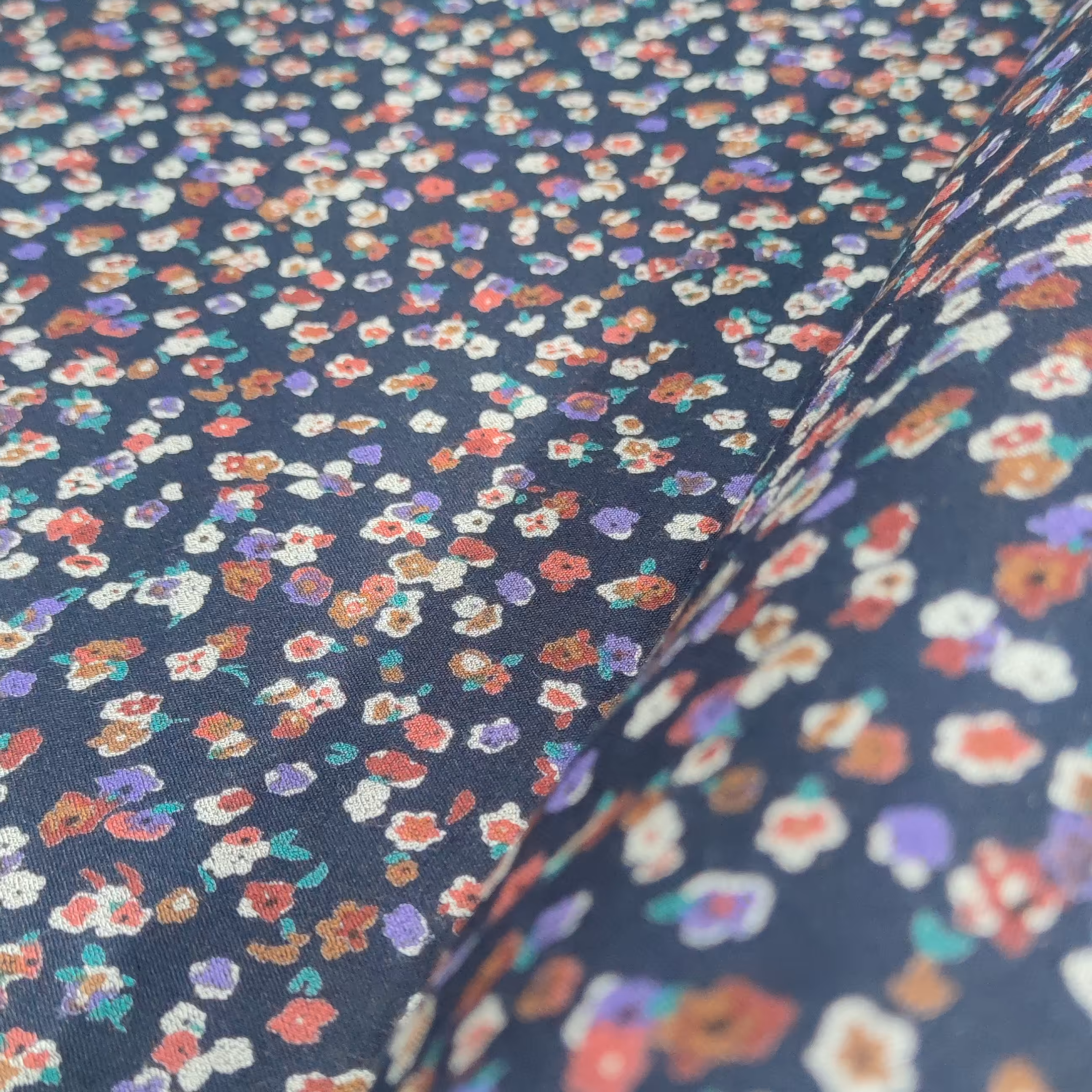 شانتون طرحدار گل ریز