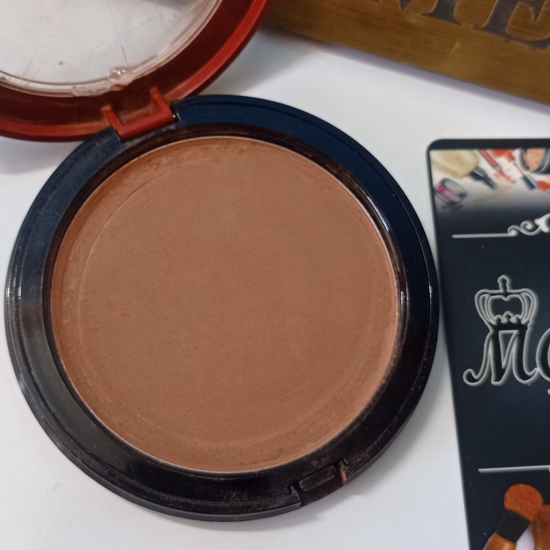 رژگونه ساده مات مارک وویت voit شماره 06