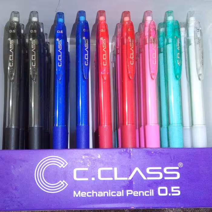      اتود  C.CLAS    0.5سی کلاس همراه با مغز اتود صفر 5و صفر 7