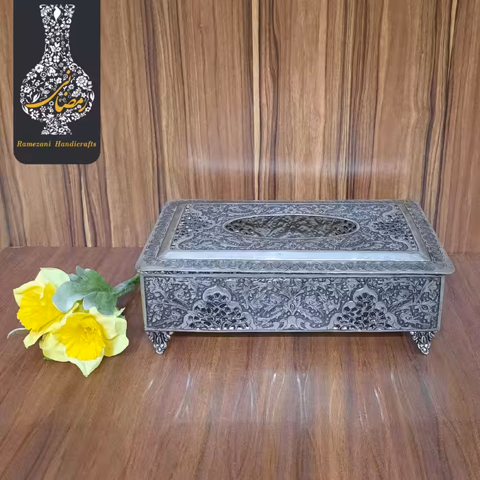 جا دستمالی قلم زنی گل و مرغ  اعلاء سیاه قلم طرح نقره 