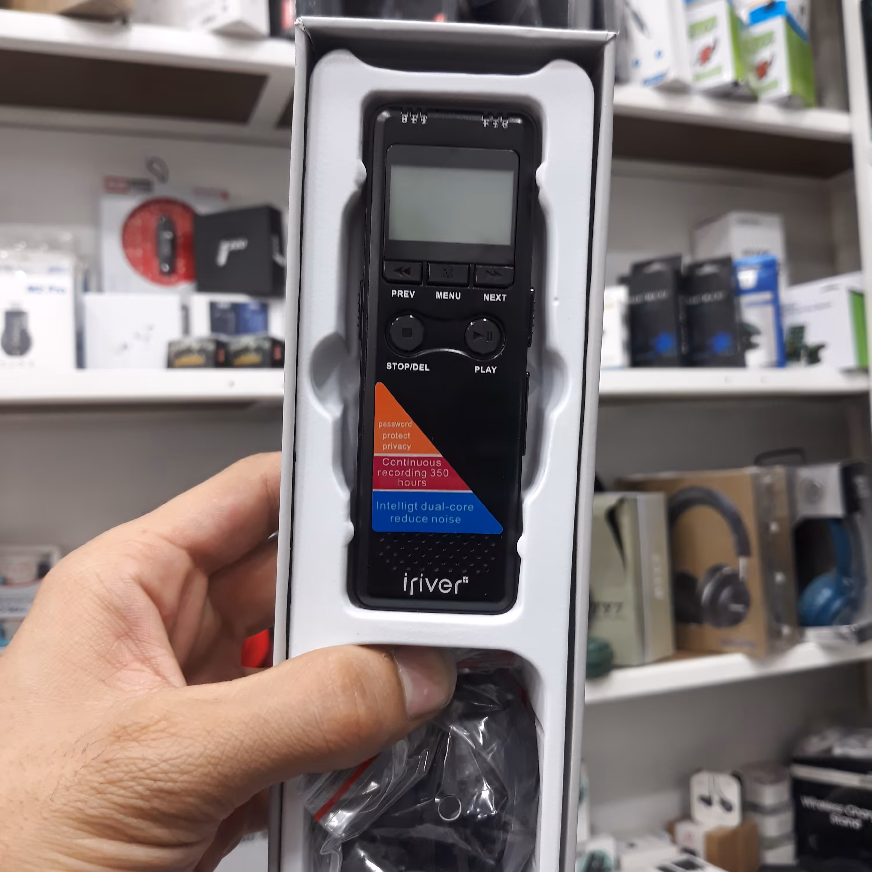 رکوردر خبر نگاری حرفه ای 