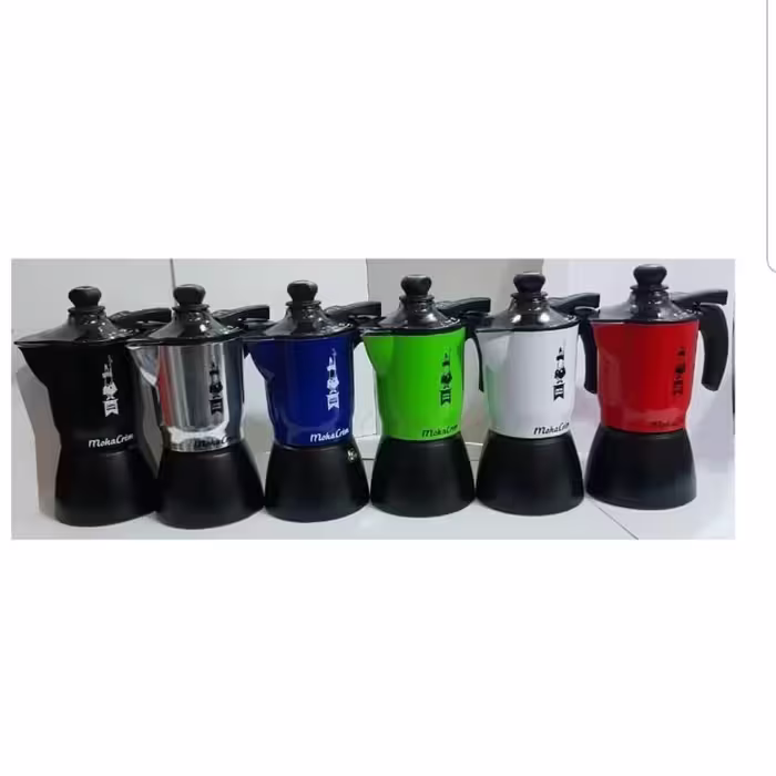 موکاکرم سه کاپ، مشکی