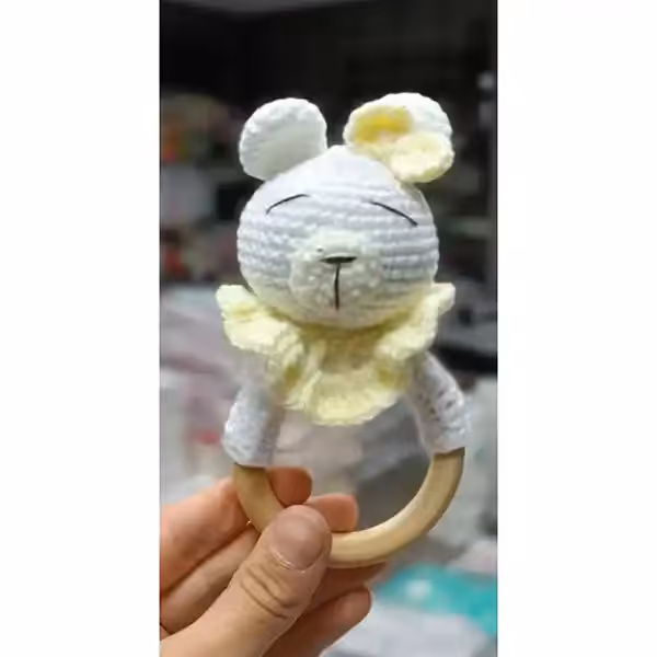 جغجغه نوزاد دسته چوبی طرح خرس