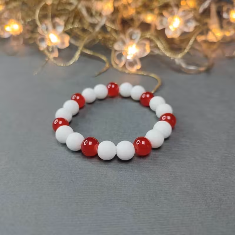 دستبند سنگی اونیکس onyx سفید قرمز نخی و کشی