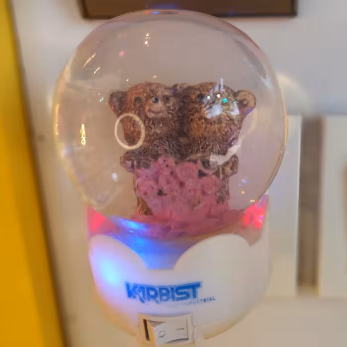 چراغ خواب مدل گوی شیشه ای کد 4