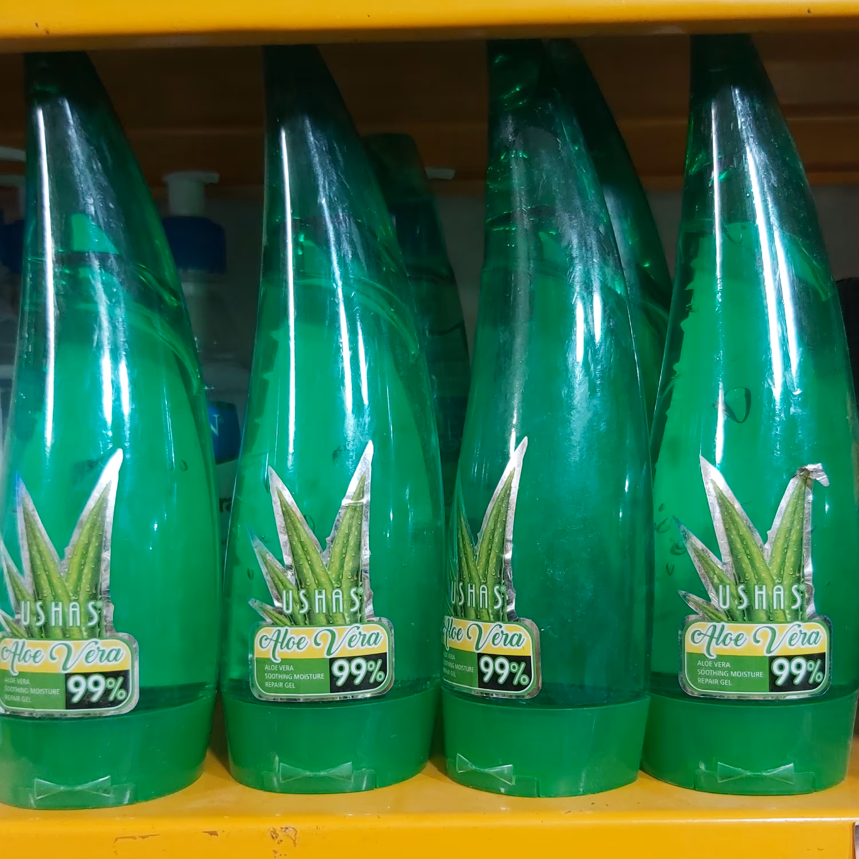 ژل   آلوئه ورا  آبرسان ومرطوب کننده طبیعی