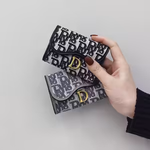 کیف پول و جاکارتی