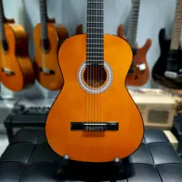 گیتار کلاسیک فندر مدل CD-35