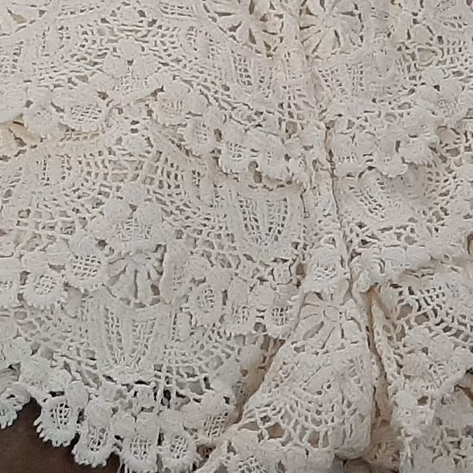 لباس زنانه گیپور