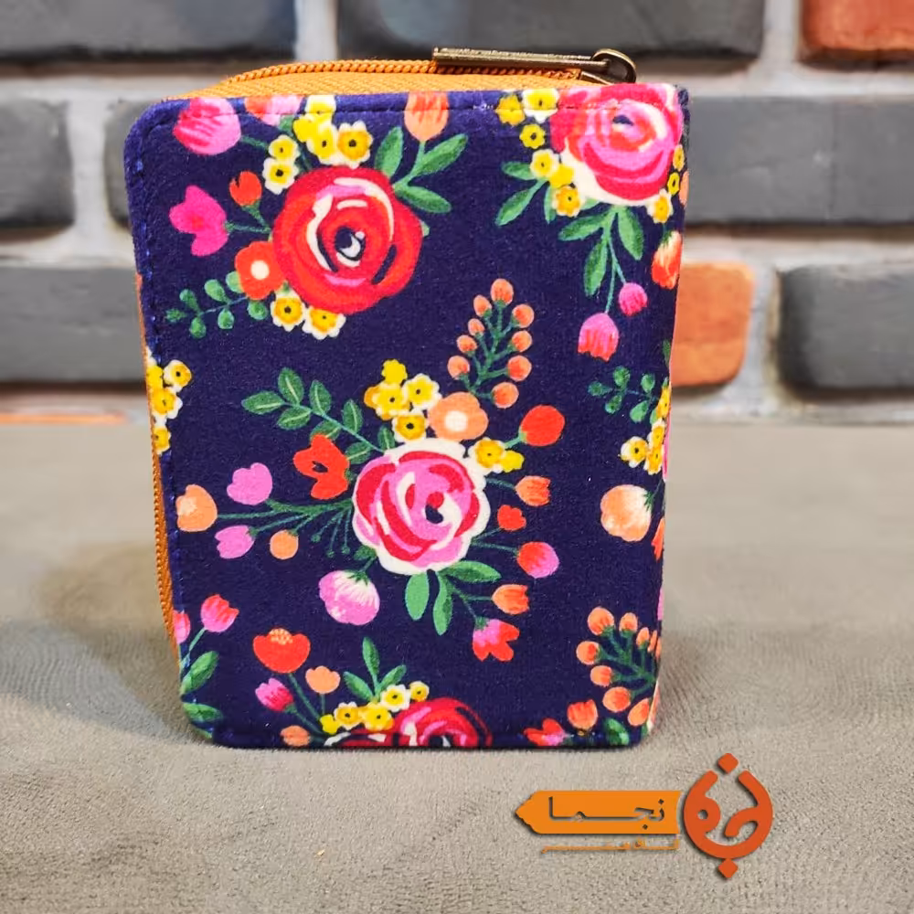 کیف پول کتی دور زیپ  طرح گل کد DCZ38