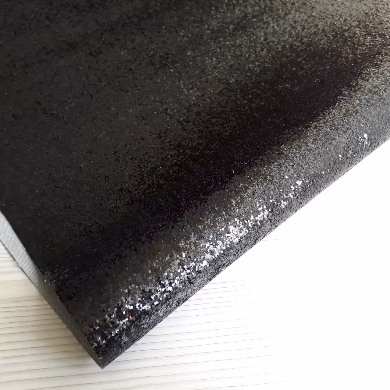 چرم اکلیلی پولک درشت مشکی(20در30 سانت)