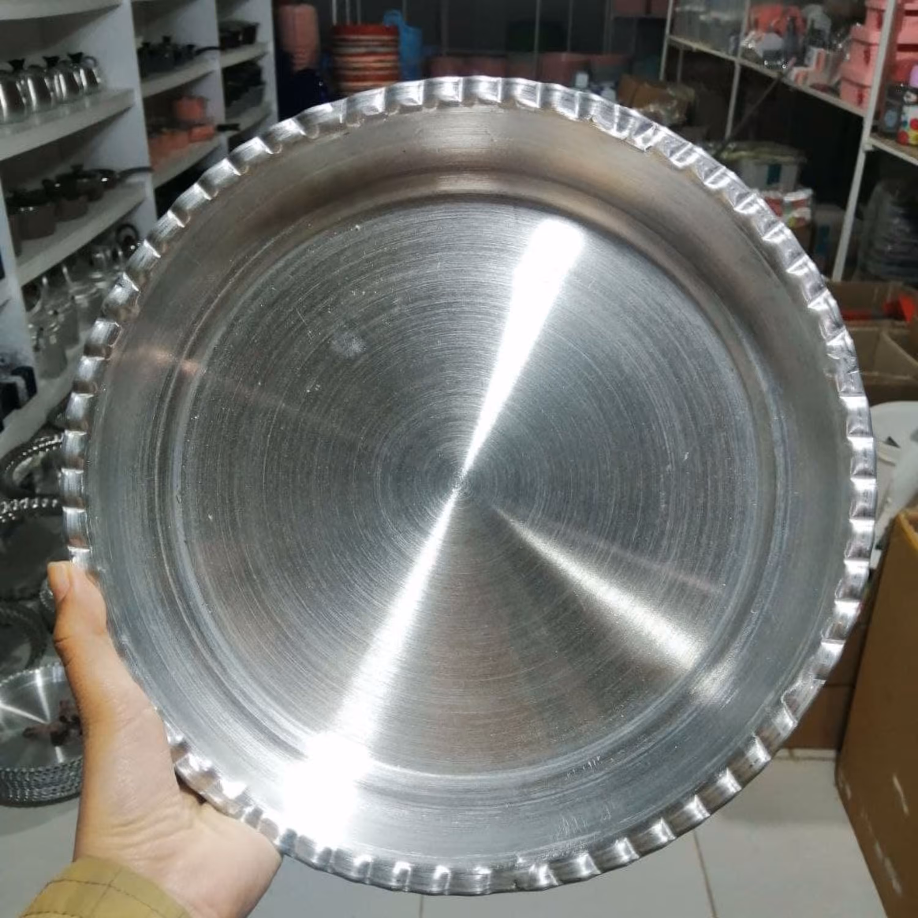 سینی کنگره آلومینیوم قطر26نمره 2تهیه شده از بهترین مواداولیه پذیرایی