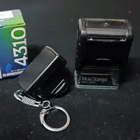 مهر ژلاتینی اتوماتیک مستطیل موبی استامپ c10  جاسوئیچی دار قیمت تمام مهرها همراه ساخت ژلاتین سایز 10در27mm