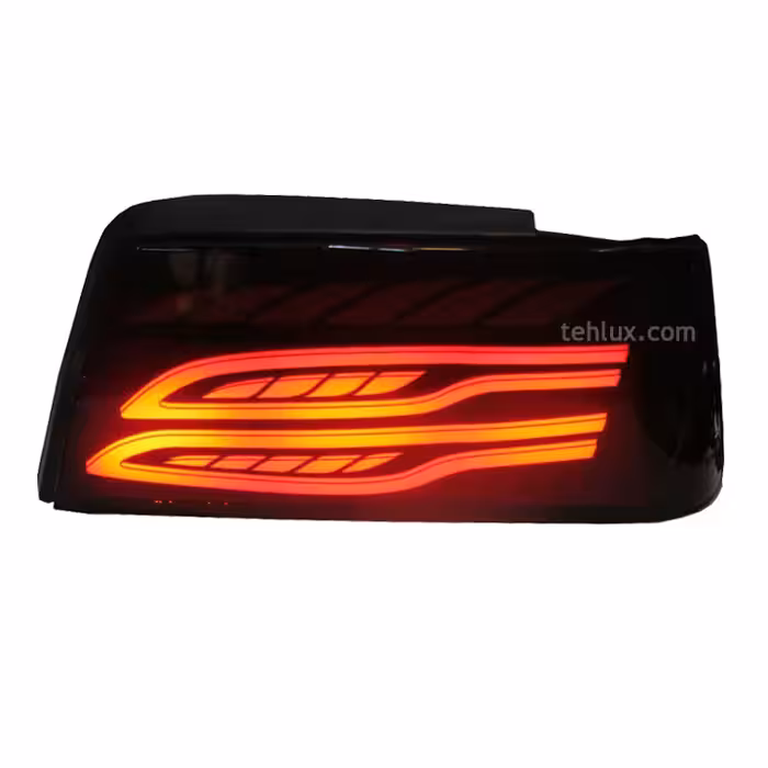 کاسه چراغ عقب اسپرت  شاهین  مدل بنزی مناسب پژو 405 GLX