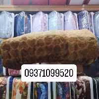 پتو نرمینه دونفره مدل نگین بسیار لطیف و براق طرح برجسته قلب ساکدار اورجینال رنگ نسکافه ای طلایی
