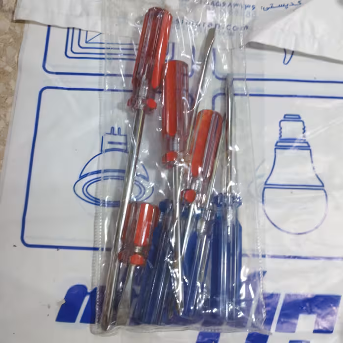 پیچ گوشتی آهن ربایی