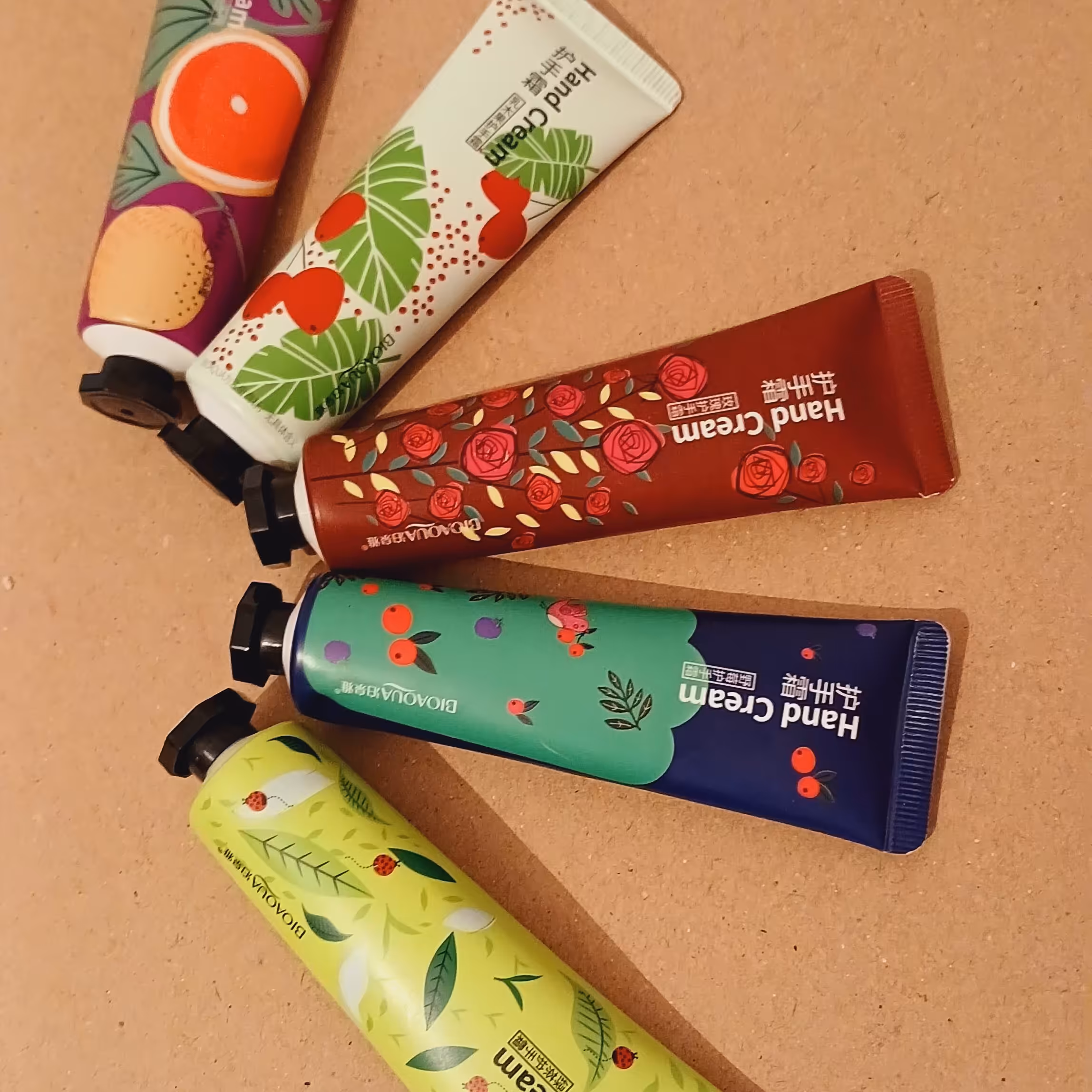 کرم فانتزی با رایحه های دوست داشتنی برای مصارف شخصی 