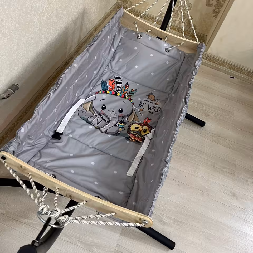 گهواره و تخت ننو سنتی بانوج  ننوئی مخمل عروسکی ننو سنتی و ساک حمل ننویی