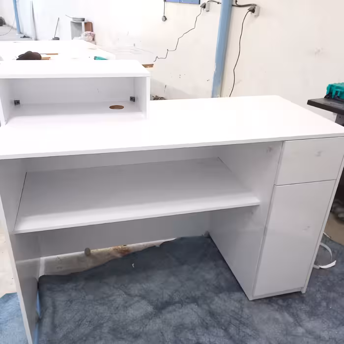 میز کامپیوتر پس کرایه