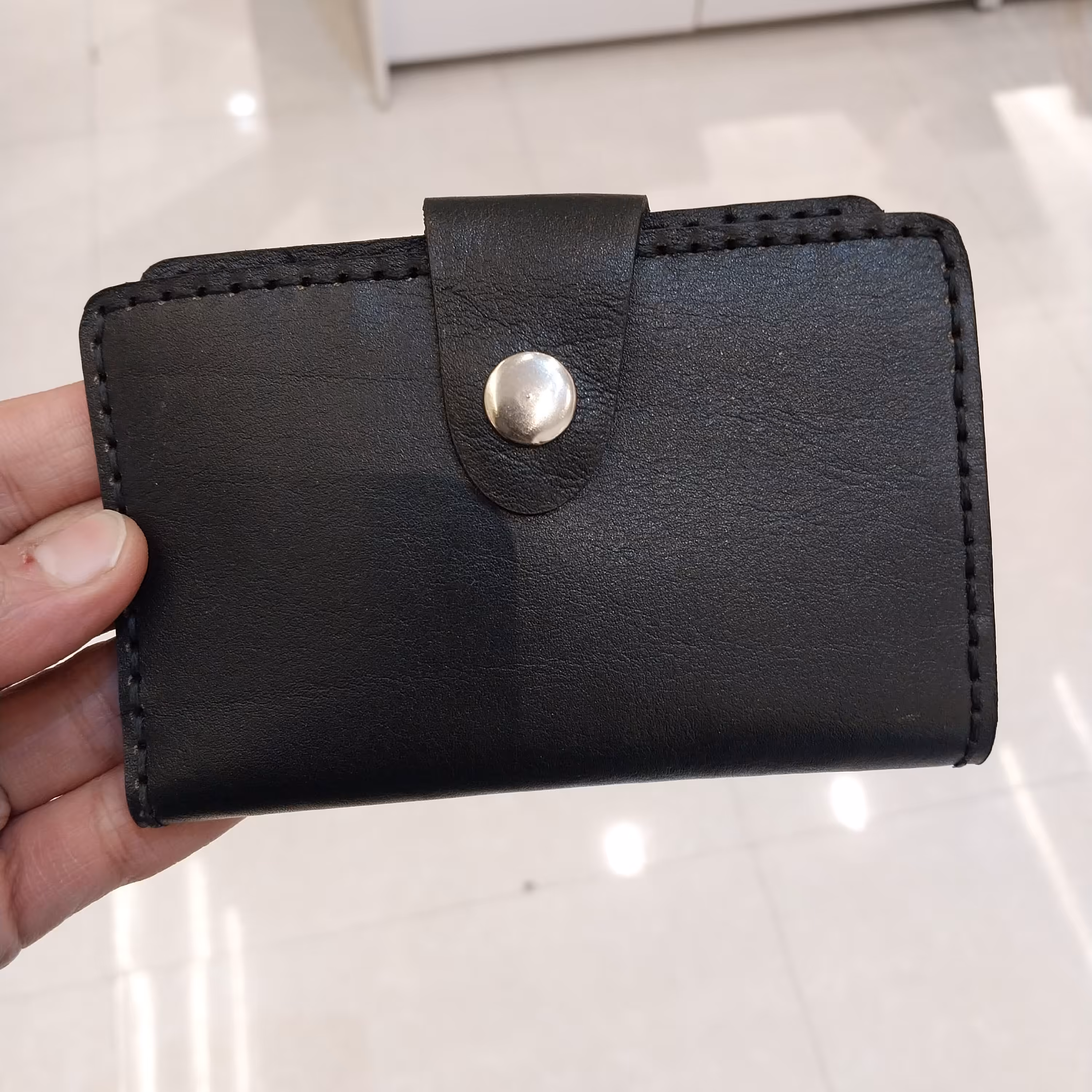 جاکارتی.چرم طبیعی.دست دوز.تک رنگ