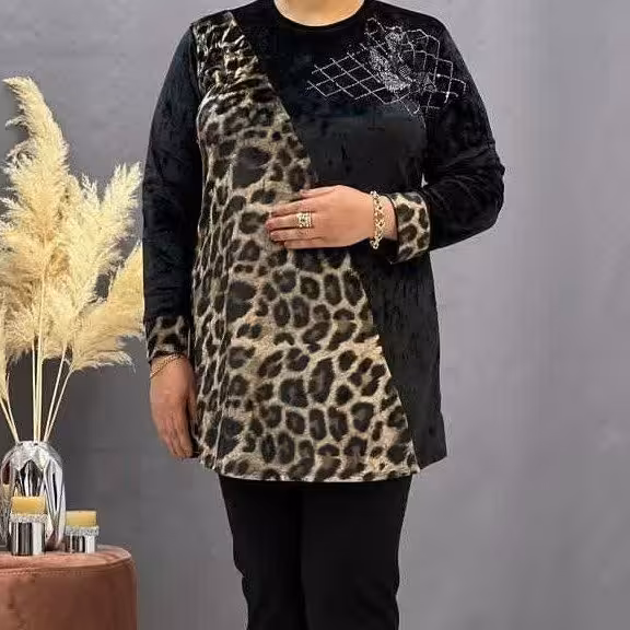 تونیک مخمل نگین کوب زنانه سایز بزرگ 42تا52مجلسی شیک