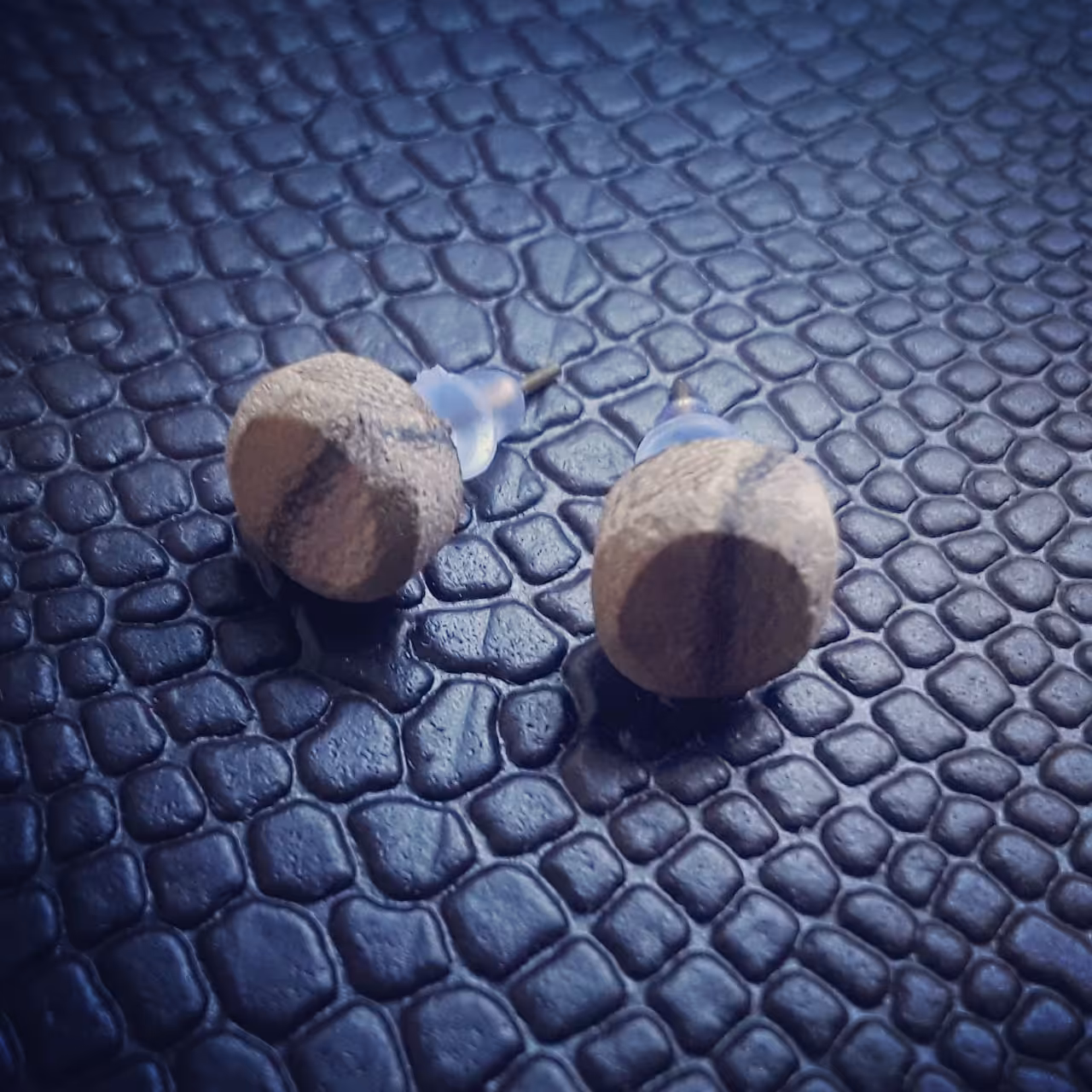 گوشواره چوبی میخی گردک