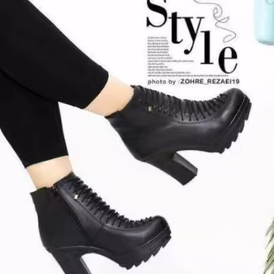 نیم بوت پاشنه دار