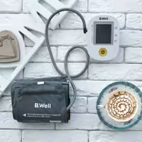 فشارسنج دیجیتال بی ول B.WEll  PRO -36(سخنگو)
