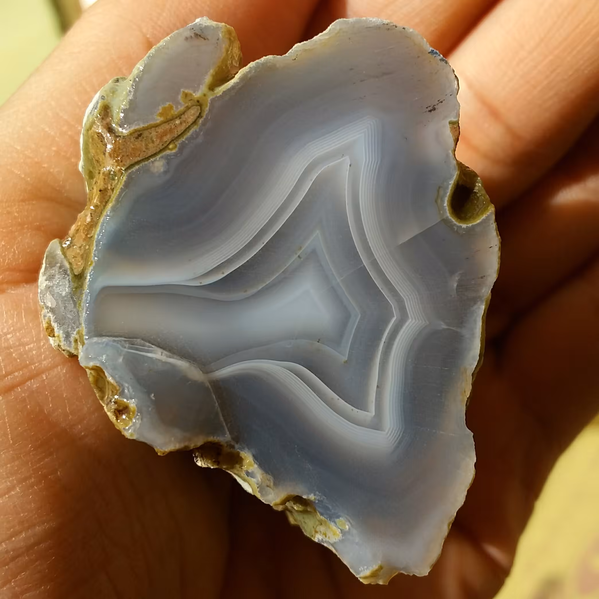 اسلایس سنگ راف عقیق سلیمانی 3بعدی محششر 100درصد طبیعی بی نظیر دیدنی زیباااااااا