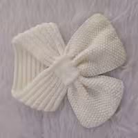 شال گردن کراواتی بافته شده با بارسلونا مناسب کودکان یک و نیم تا دو ونیم ساله