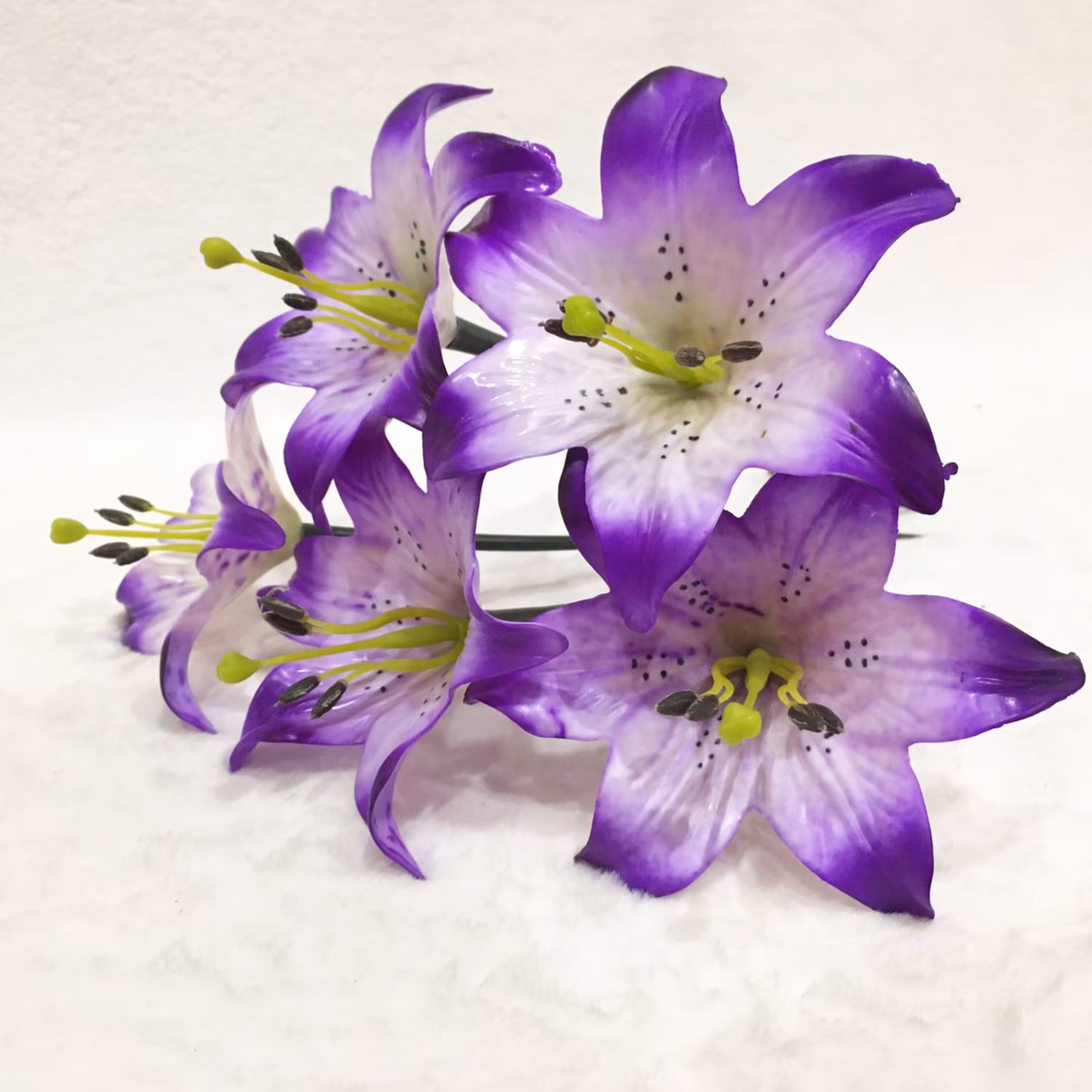 گل مصنوعی لی لی یوم رنگ بنفش بسته 3 عددی