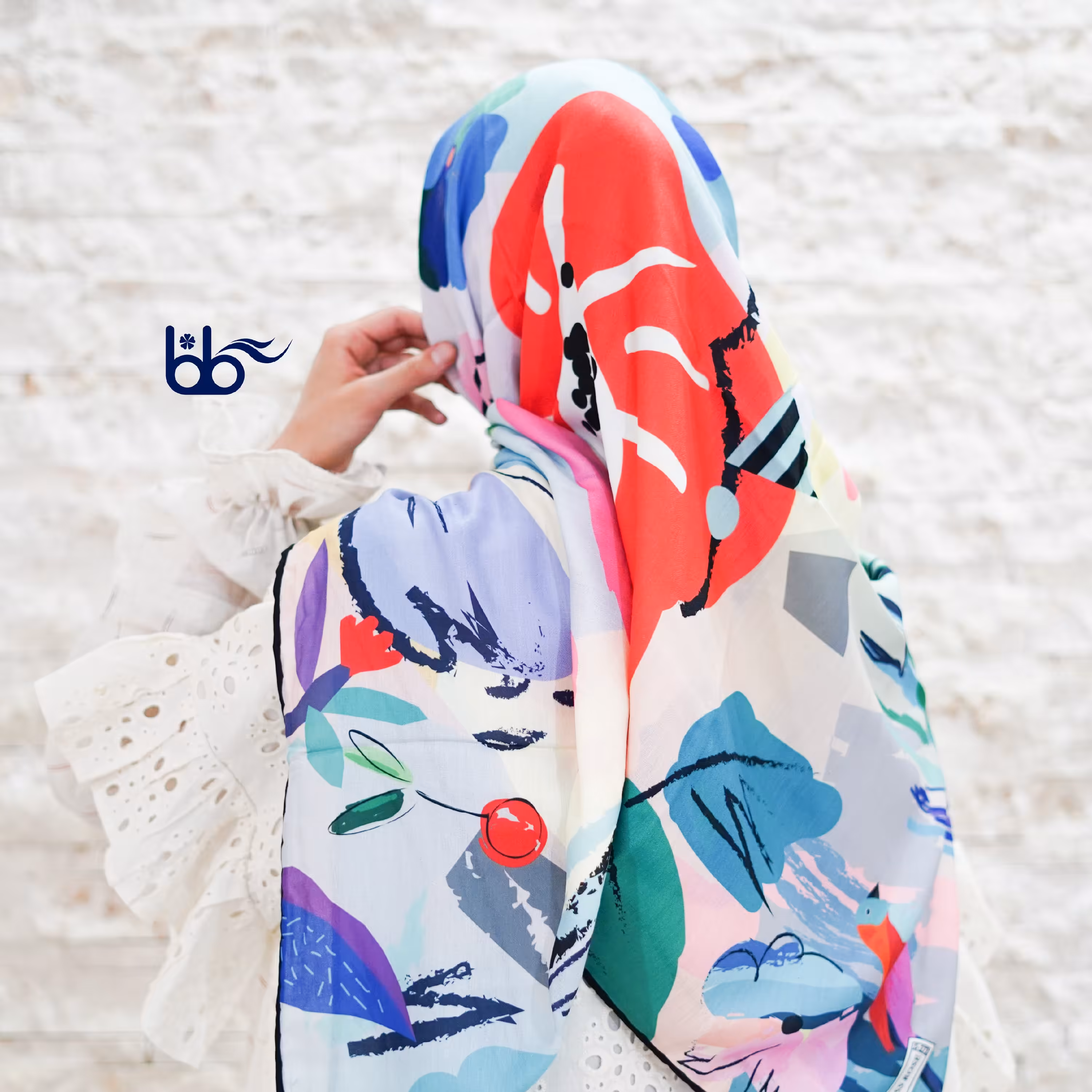 روسری سوپرکرپ طرح آبرنگی قواره بزرگ دور دوخت