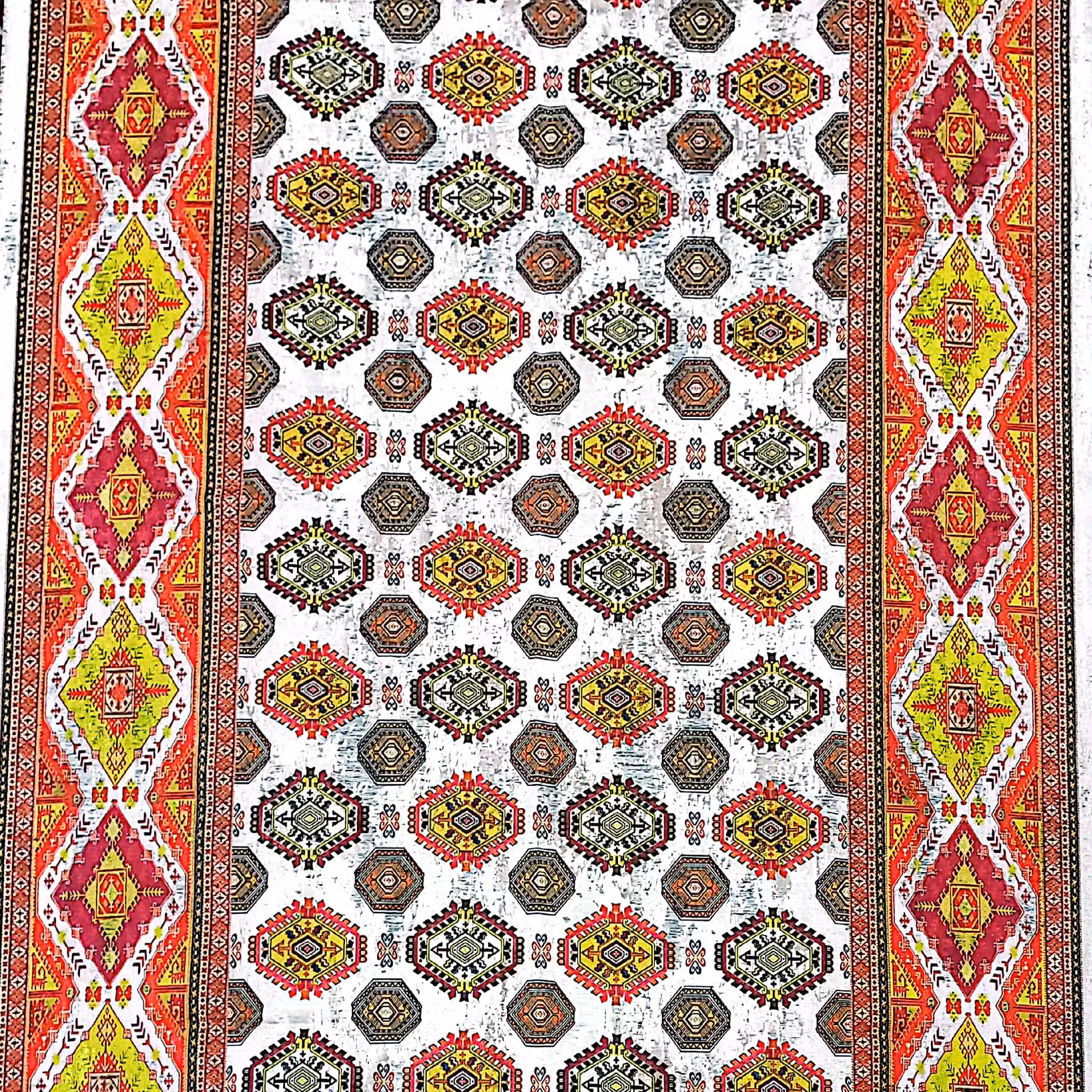 رومیزی روتختی یک نفره زیرانداز زیرسفره مخمل شانل ترک رنگ ثابت  ابعاد140در210سانتیمتر 