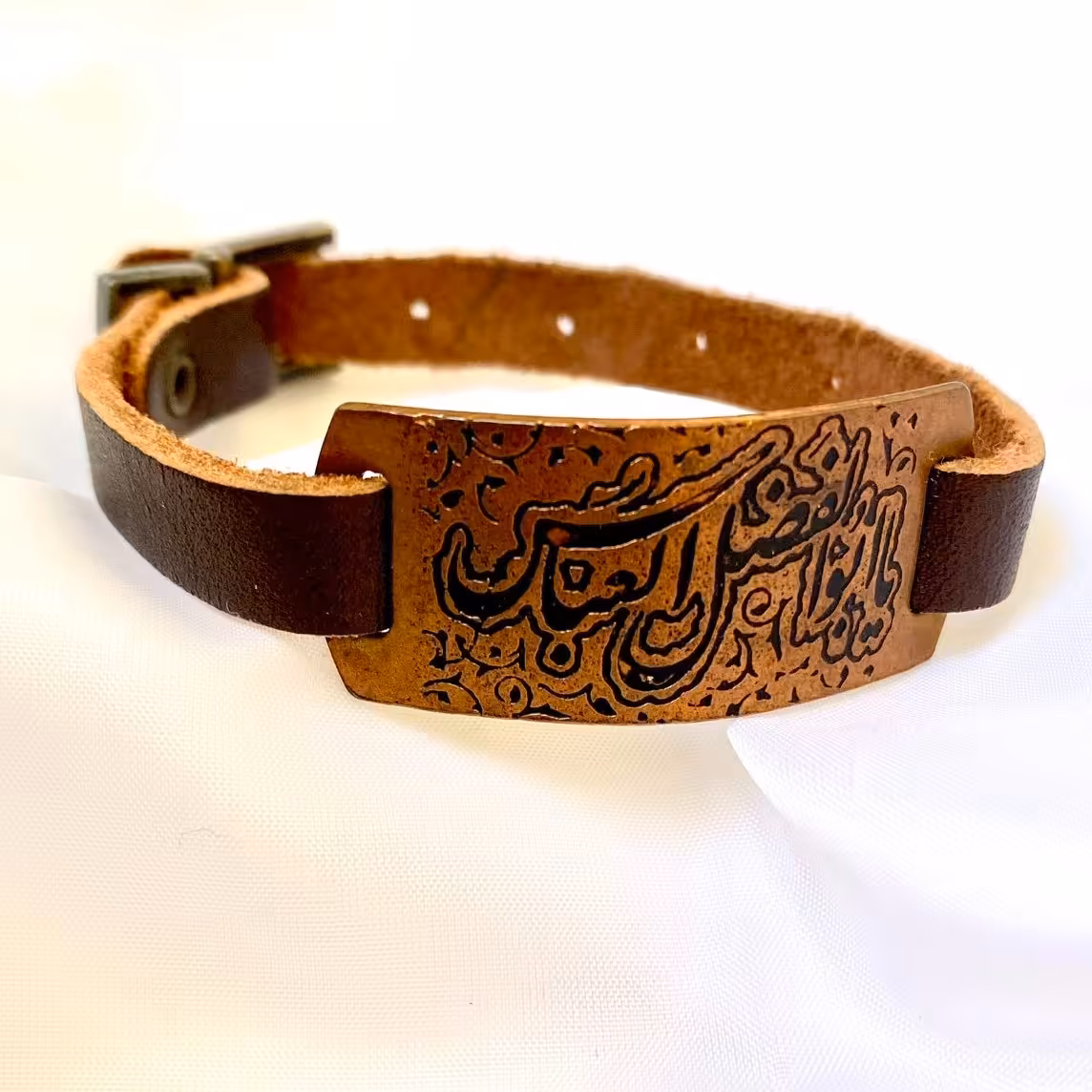 دستبند چرم با پلاک مذهبی حضرت ابوالفضل کد 17