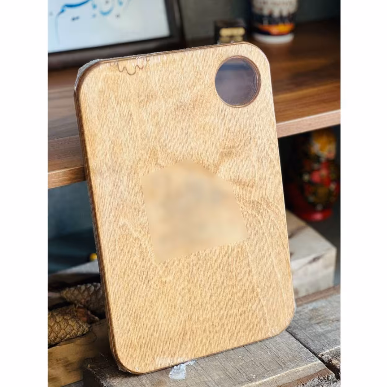 تخته گوشت مدل T1 طرح سوراخ دار جنس چوب چندلایه