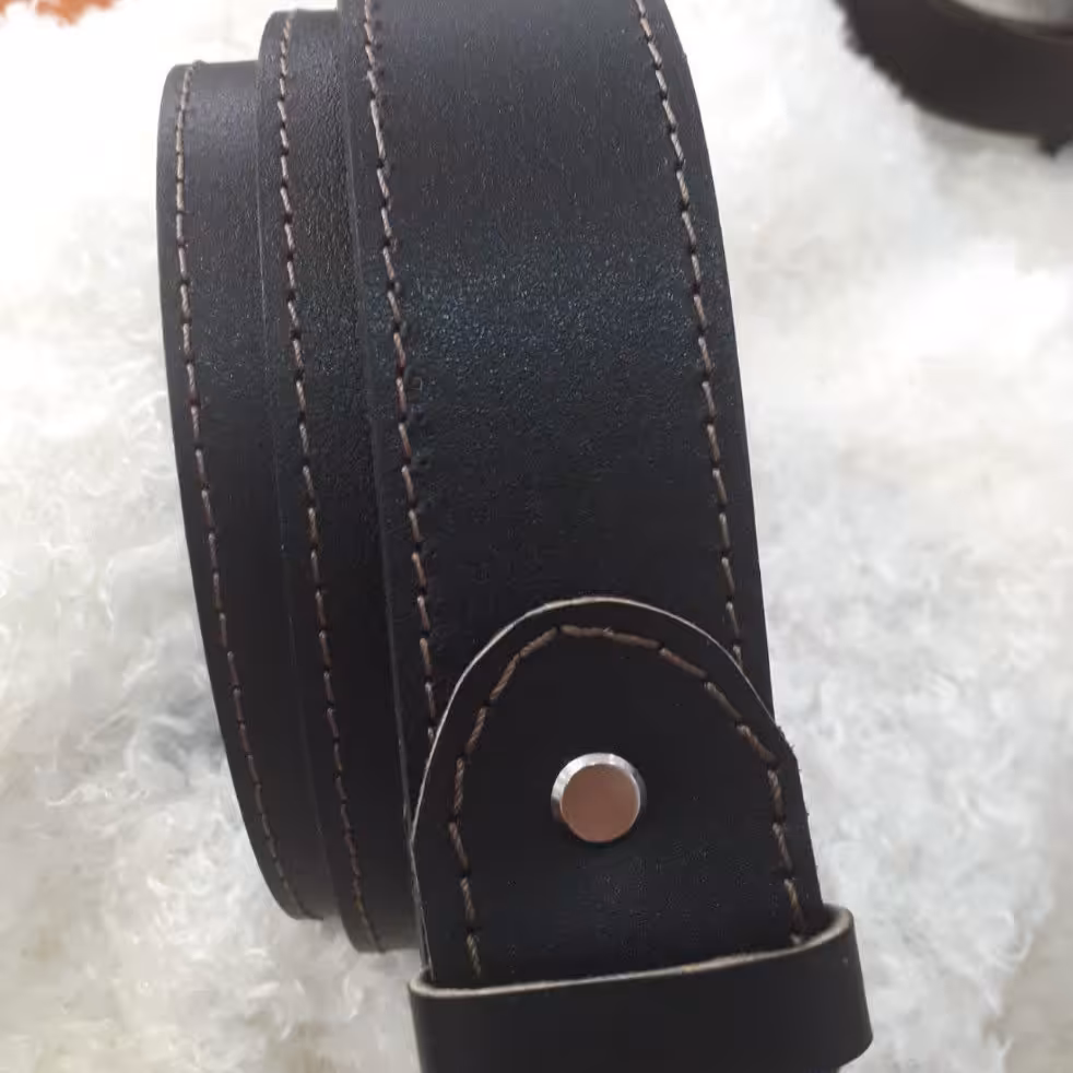 کمر بند چرم طبیعی گاومیش 3ونیم و 4 سانت  با سگک های متنوع