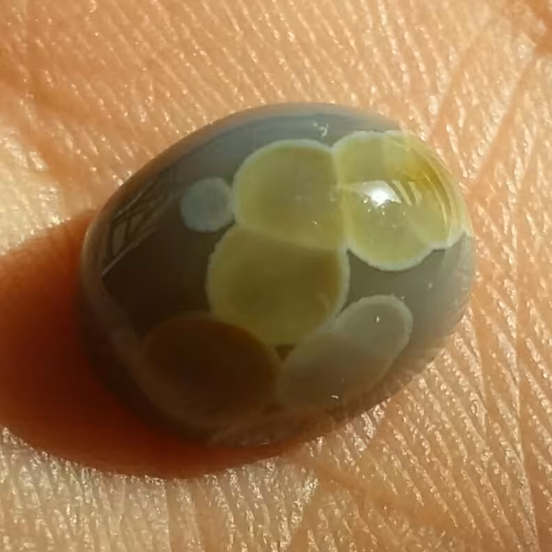 نگین معدنی عقیق باباقوری چند چشم موکول دار محشر صددرصد طبیعی خا ا اص و منحصر به فرد شاهکار خلقت