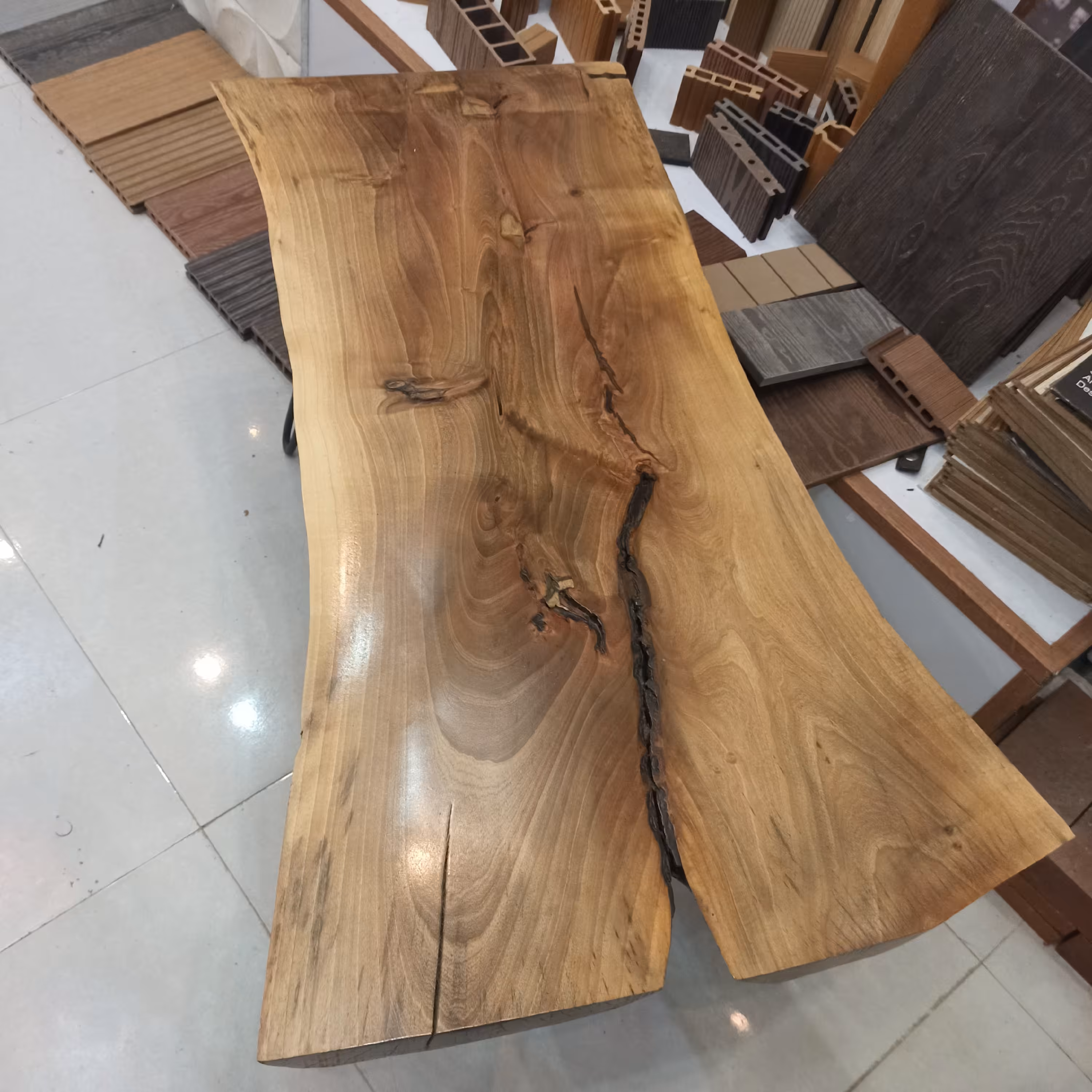 دکور چوبی جلو مبلی چوب گردو سیاه