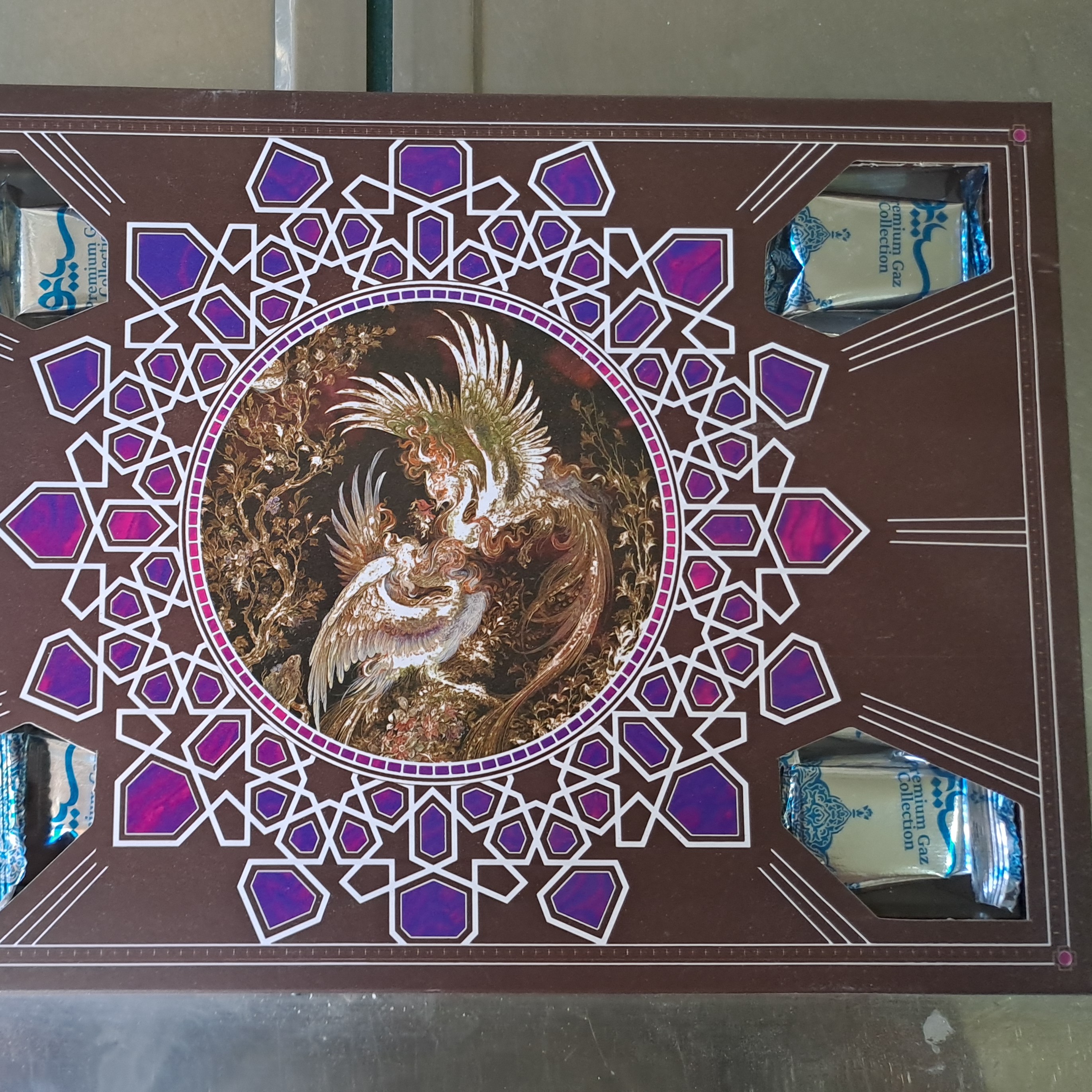 گز 18درصدبادام درختی انگبینی مجلسی