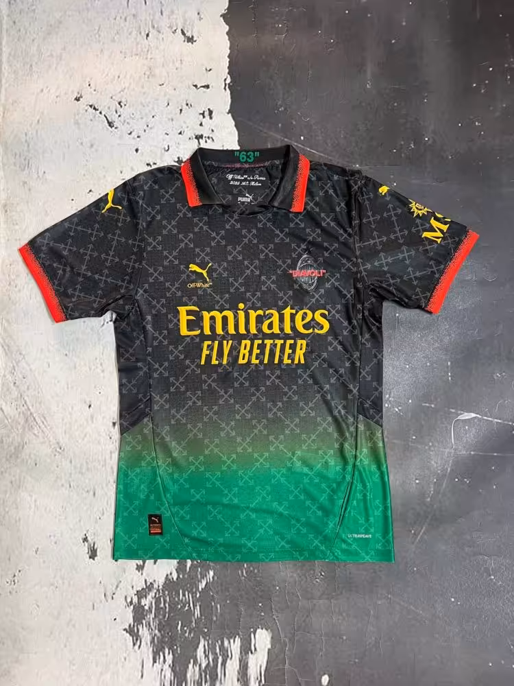 لباس چهارم مشکی آف وایت میلان 2025 (پلیری)