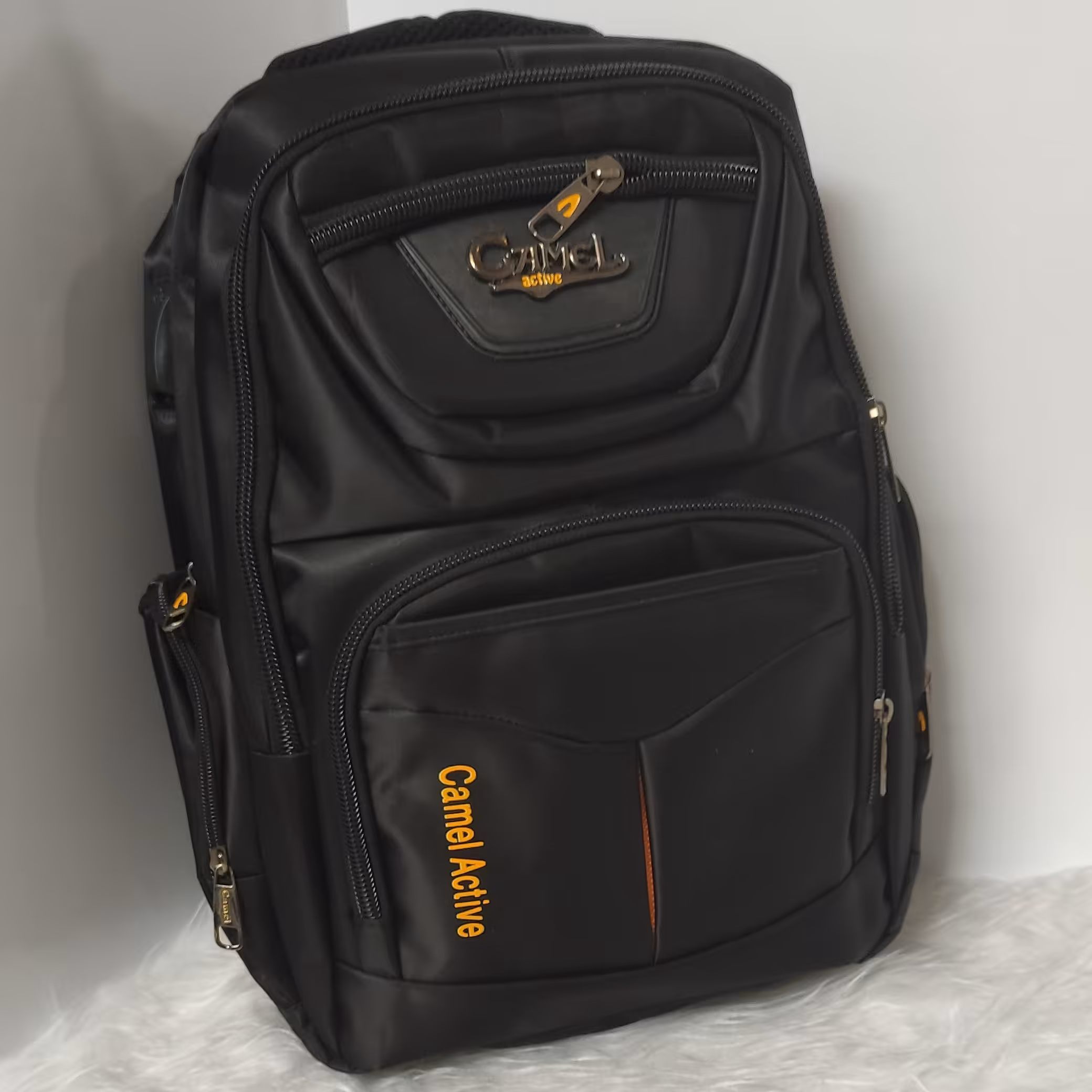 کوله پشتی اسپورت camel. کوله پشتی مدرسه ای. کوله دانشجویی. کیف پاسپورتی  و... ارسال رایگان