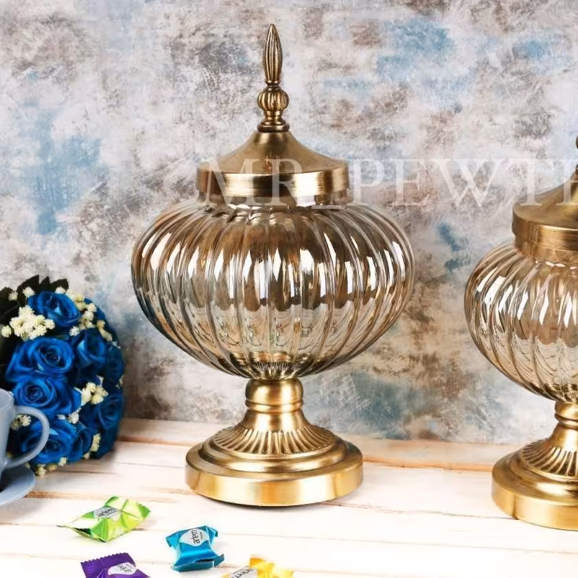شکلات خوری پایه دار